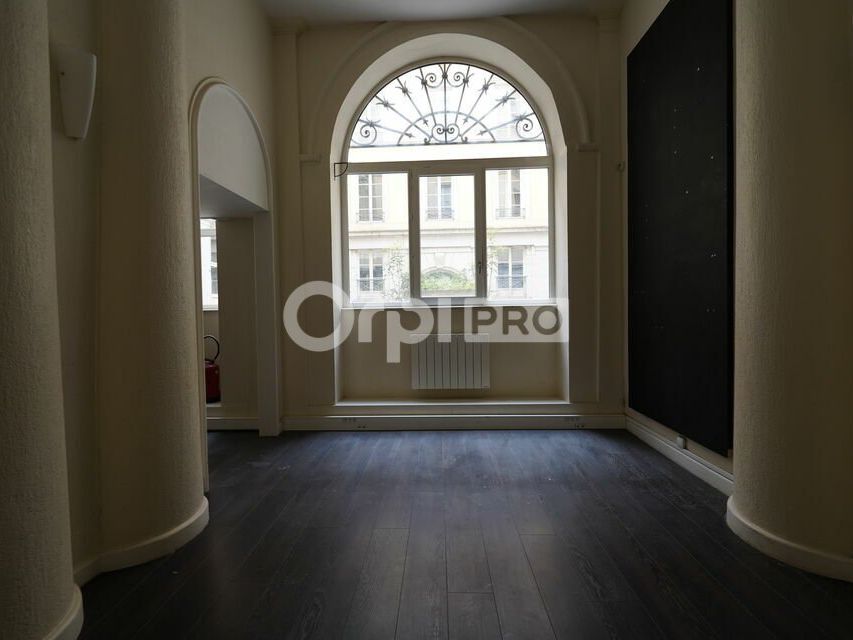 Location bureaux 89 m² non divisibles