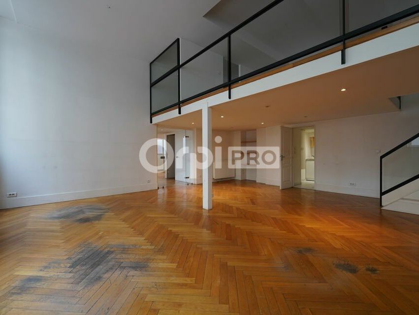 Location bureaux 143 m² non divisibles