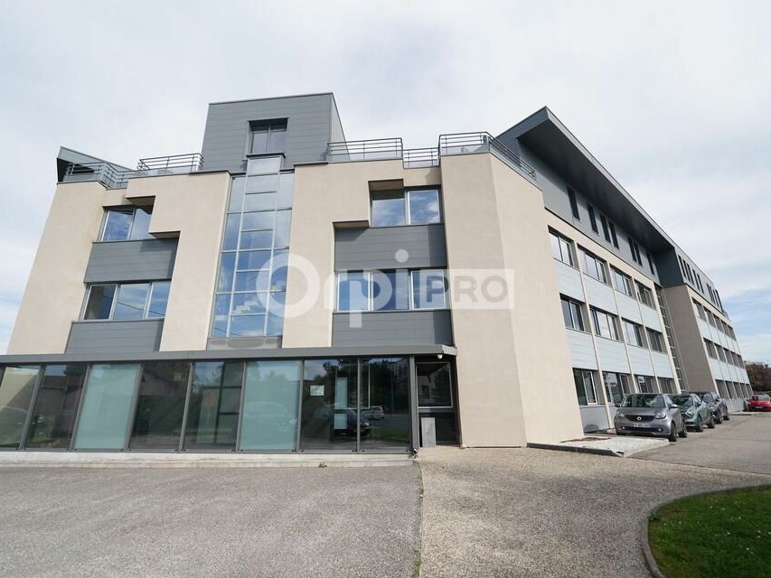 BUREAUX A LOUER - 300 m² - ECULLY