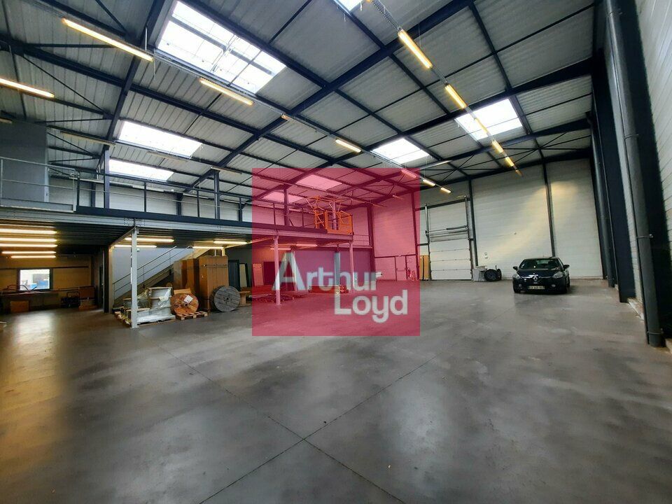 CLERMONT-FERRAND ZI BREZET A LOUER LOCAL ACTIVITE 1166 M²