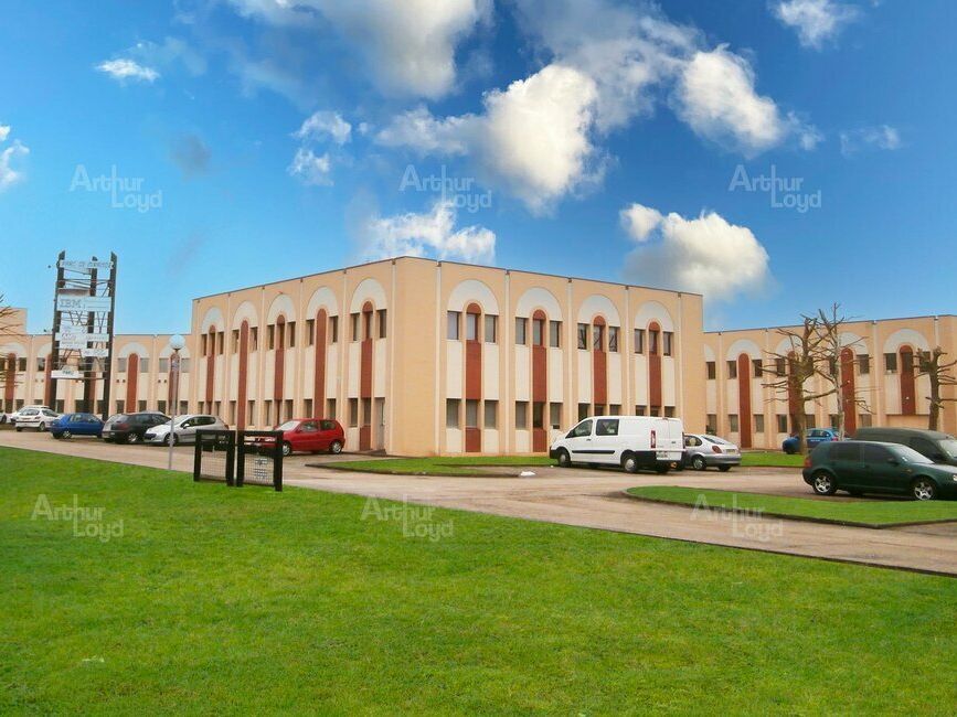 Location bureaux 55 m² non divisibles