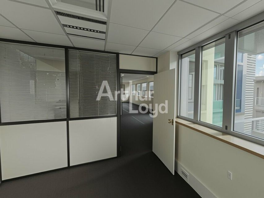 Location bureaux 72 m² non divisibles