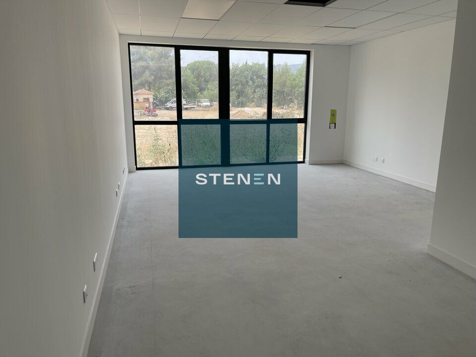 LOCATION BUREAUX 315,50 m2 À GÉMENOS 