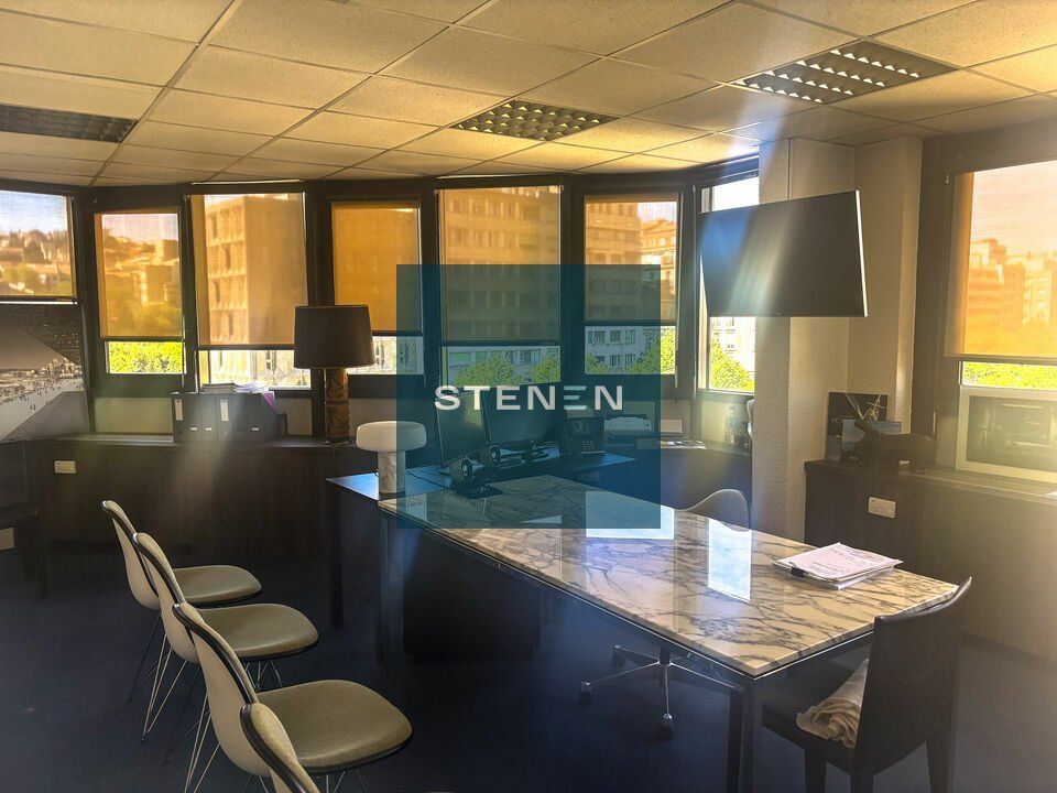 A LOUER BUREAUX 600M MARSEILLE 13008