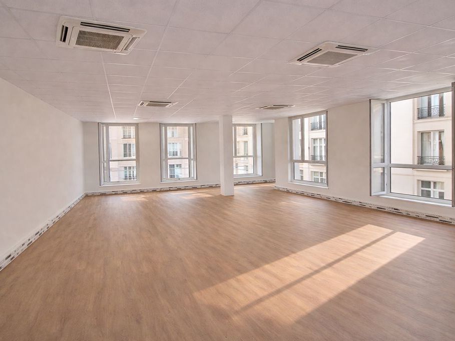 Location bureaux 652 m² non divisibles