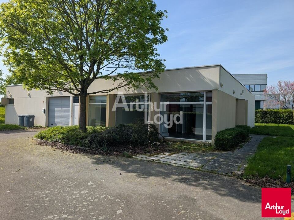 Location local d''activites 350 m² non divisibles