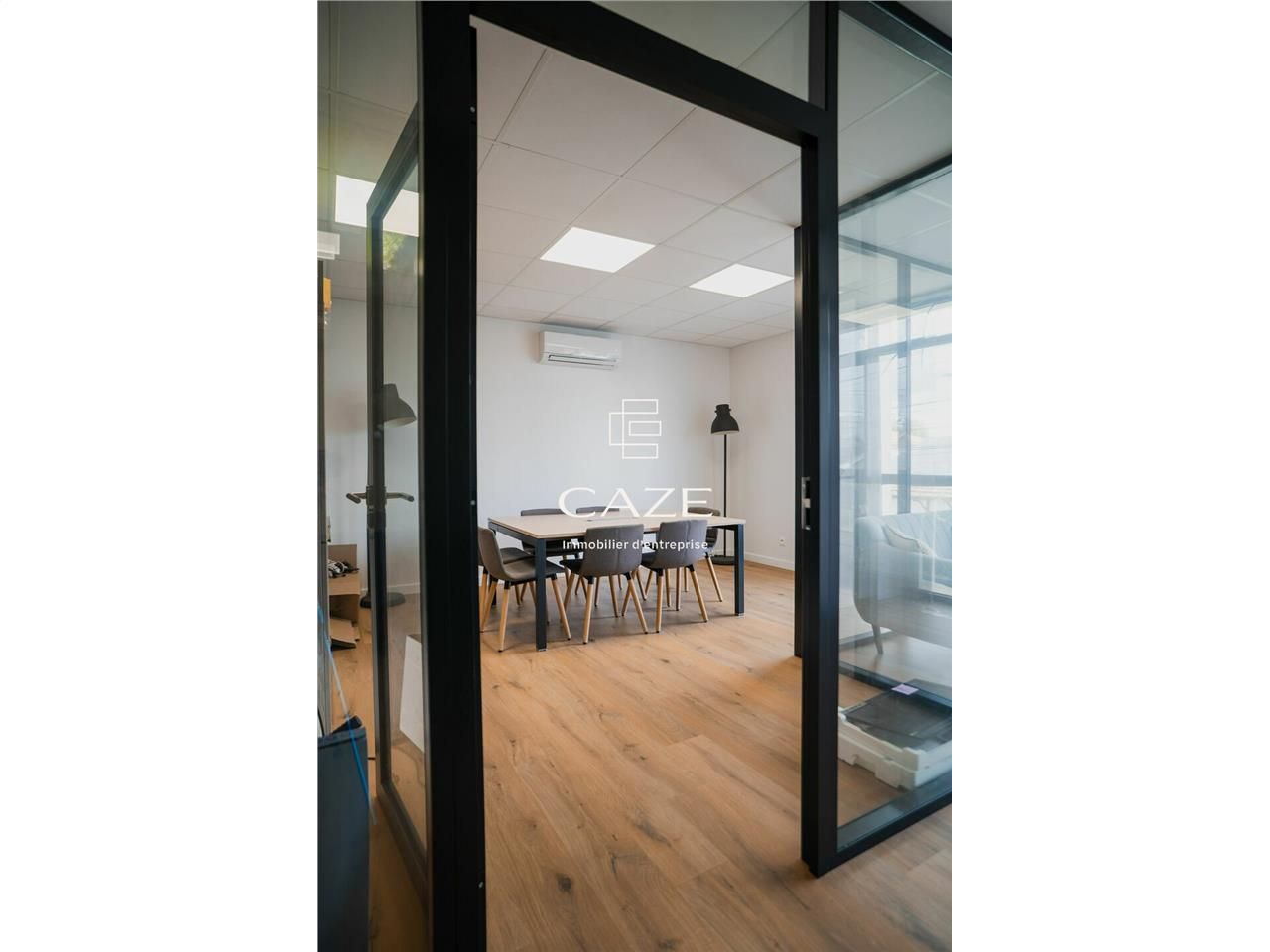 Location bureaux 230 m² non divisibles
