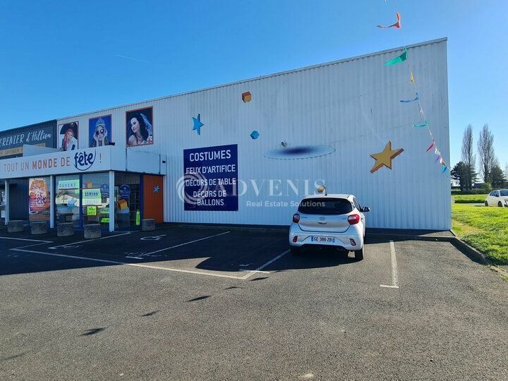 Locaux commerciaux à louer