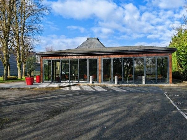 Vente entrepôts 650 m² non divisibles