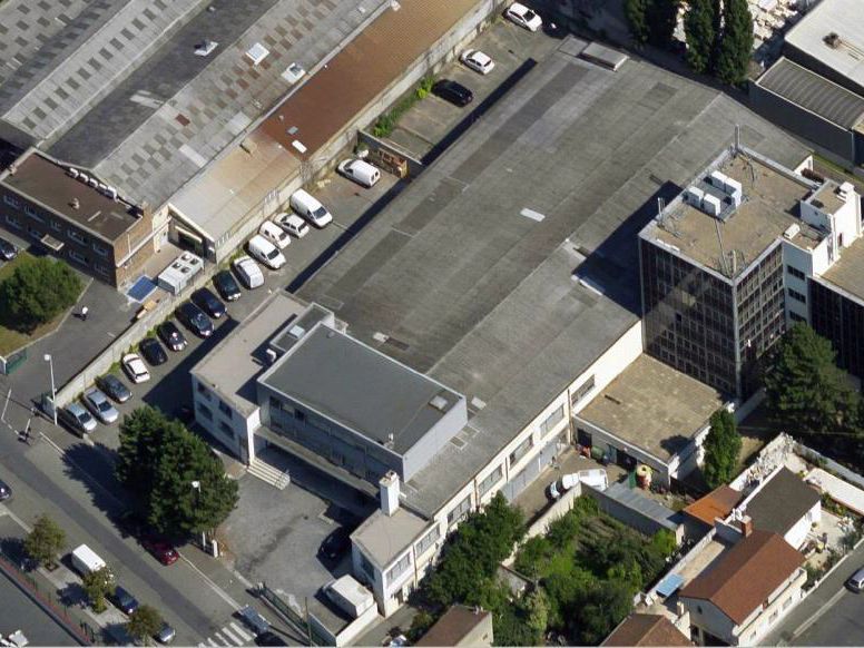 Location entrepôts 2511 m² non divisibles