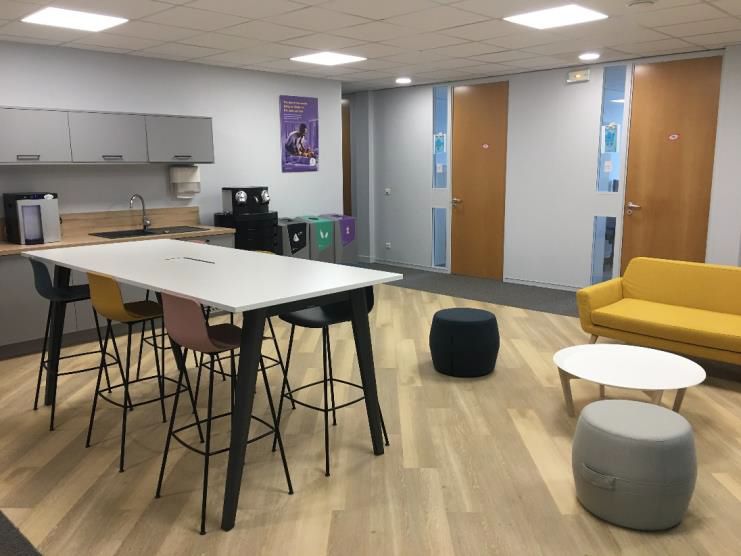 Location bureaux 7851 m² non divisibles