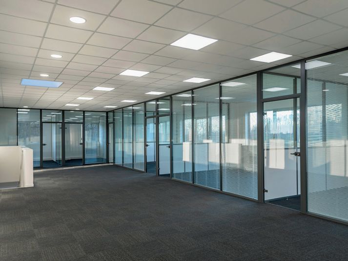 Vente entrepôts 1273 m² non divisibles