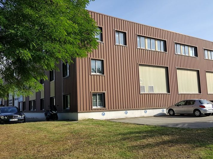 Location bureaux 784 m² non divisibles