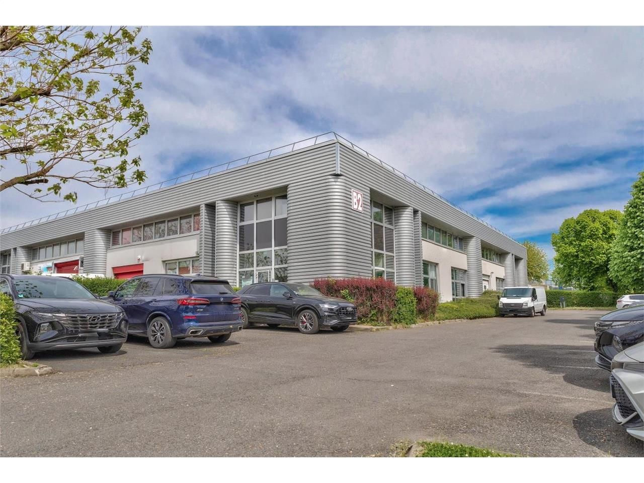 Location entrepôts 458 m² non divisibles