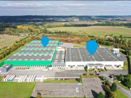 Location entrepôts 11388 m² non divisibles