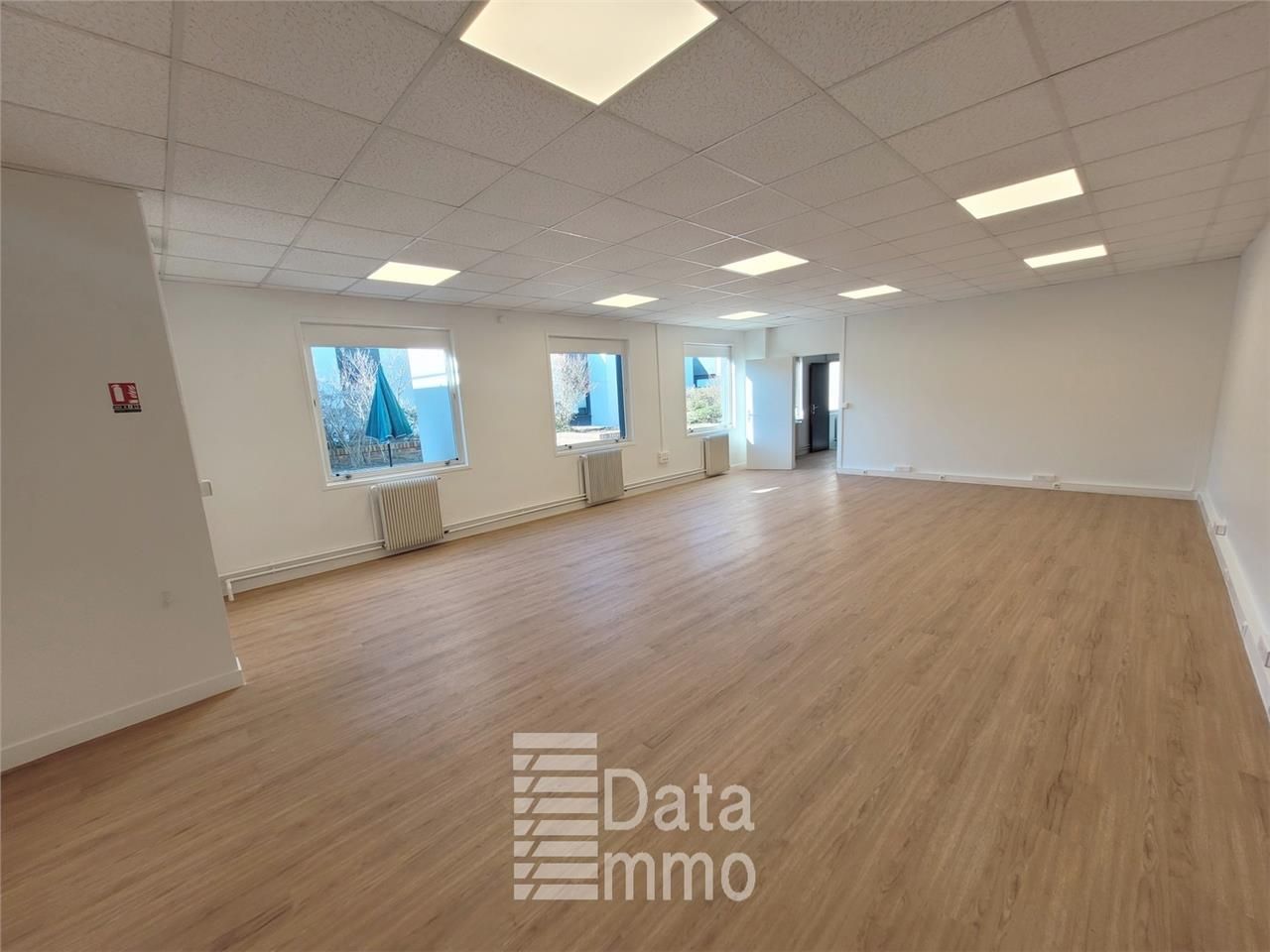 Location bureaux 786 m² non divisibles