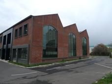 Location entrepôts 1260 m² non divisibles