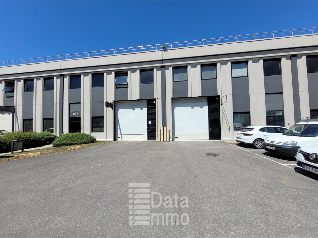 Location entrepôts 410 m² non divisibles