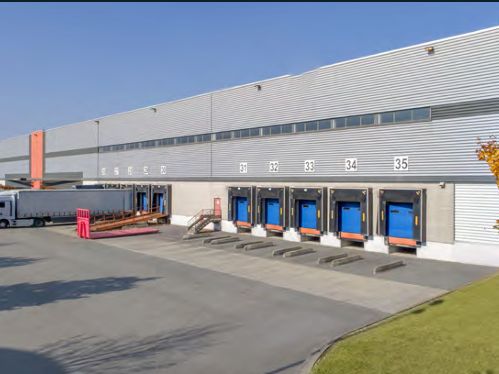 Location entrepôts 18987 m² non divisibles