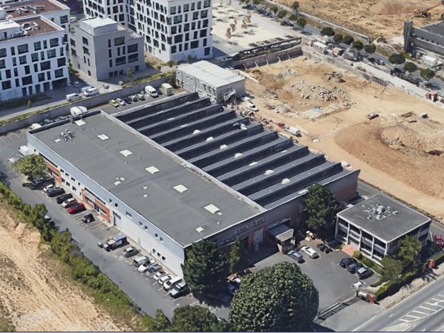 Location entrepôts 2008 m² non divisibles