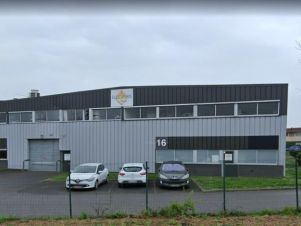 Location entrepôts 499 m² non divisibles