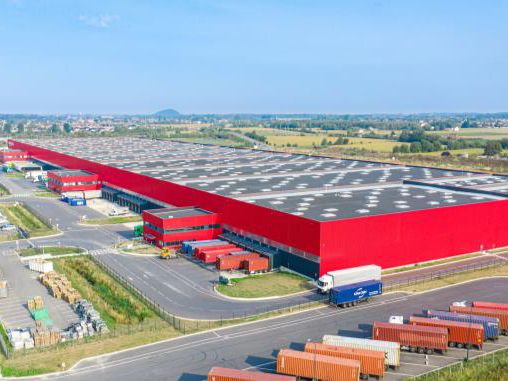 Location entrepôts 12827 m² non divisibles