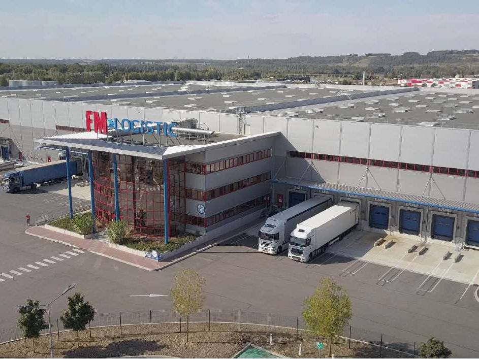 Location entrepôts 83622 m² non divisibles