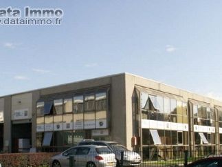 Location entrepôts 540 m² non divisibles