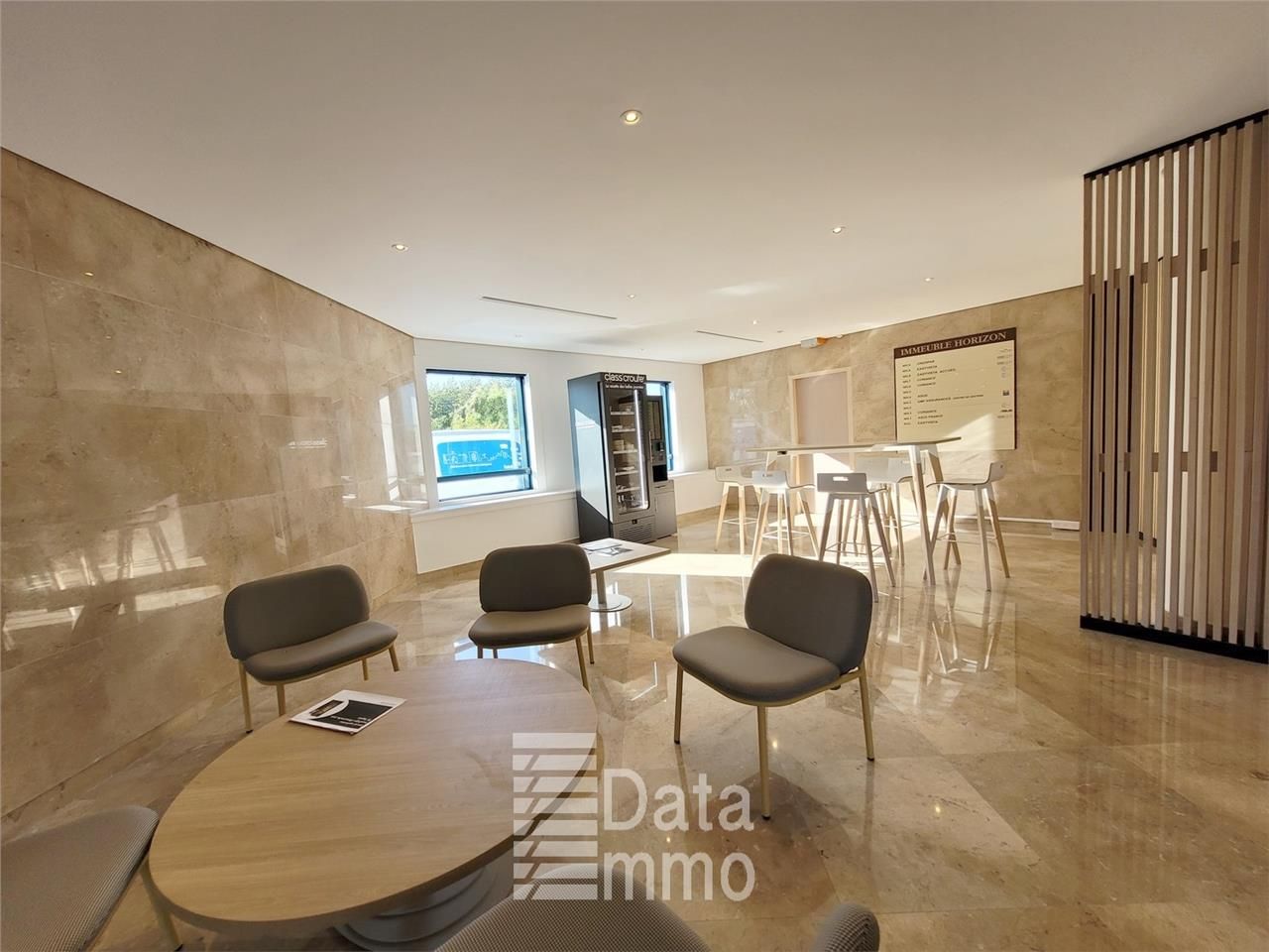 Location bureaux 1853 m² non divisibles