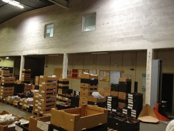 Location entrepôts 2024 m² non divisibles