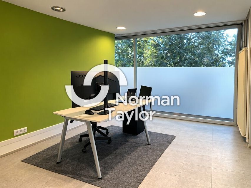 Location bureaux 108 m² non divisibles