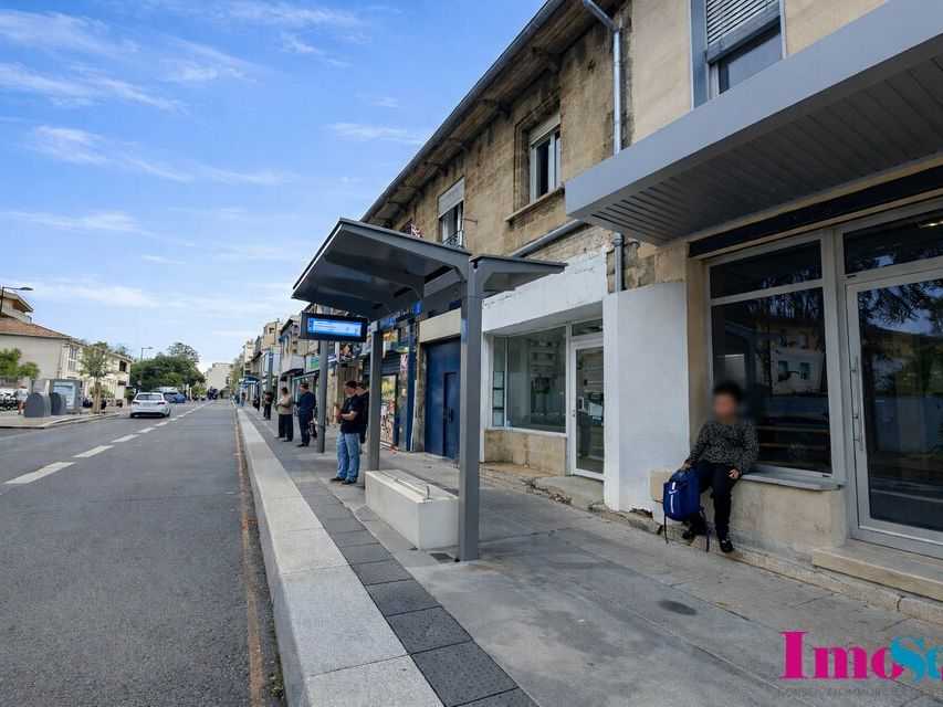 Location local commercial 60 m² non divisibles