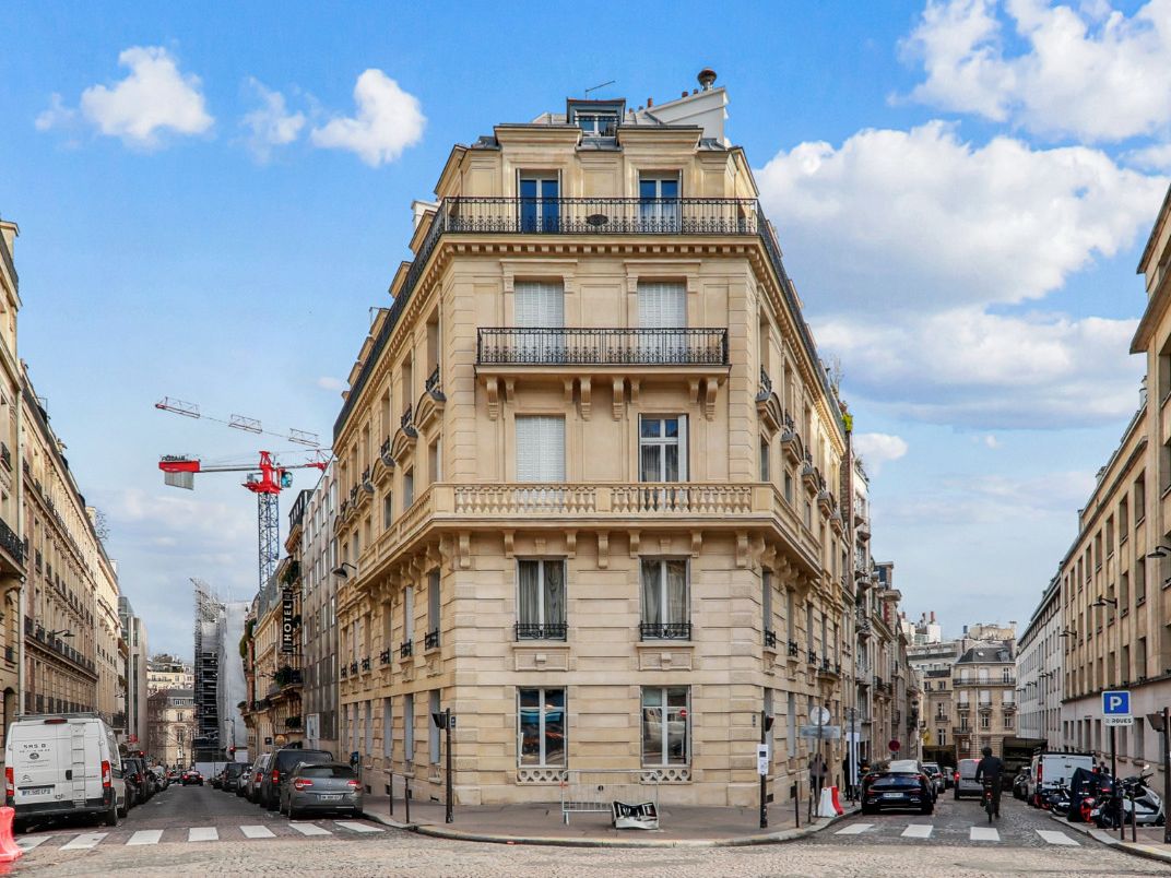 Vente bureaux 246.3 m² à Paris 8ème