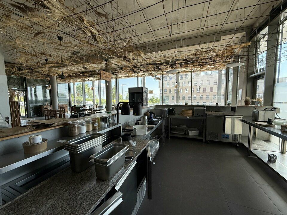 BUREAUX - LOCAL COMMERCIAL - VALMY