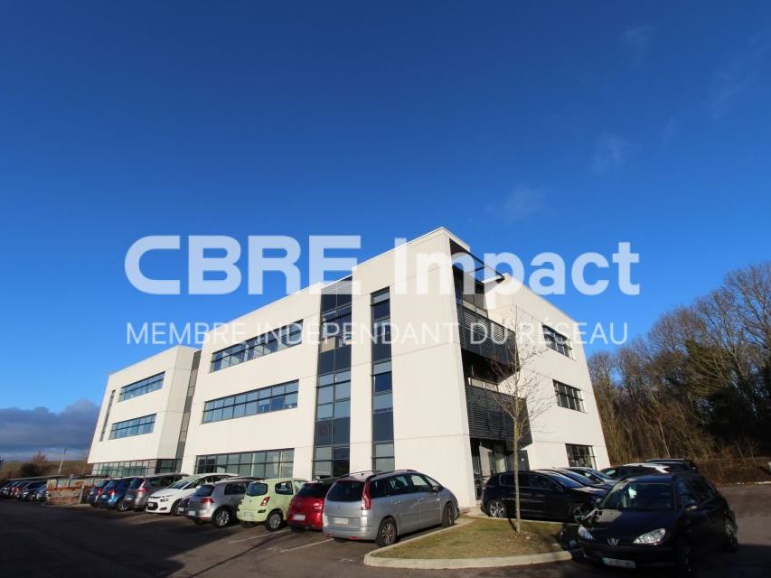 Location bureaux 223 m² non divisibles