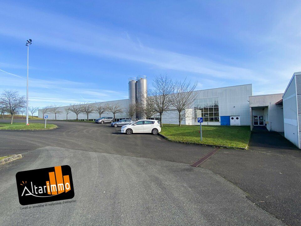 Vente local d''activites 12748 m² non divisibles