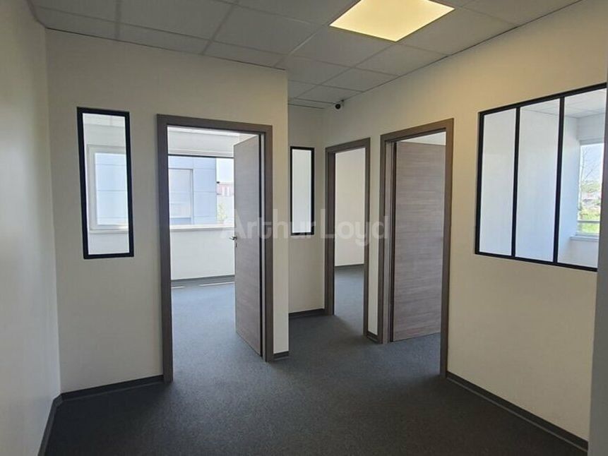 Location bureaux 49 m² non divisibles