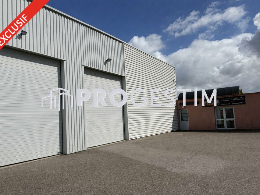 Vente local d''activites 392 m² non divisibles