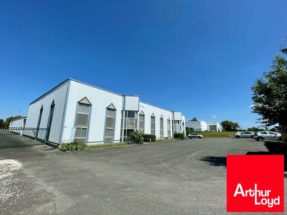 Vente local d''activites 3630 m² non divisibles
