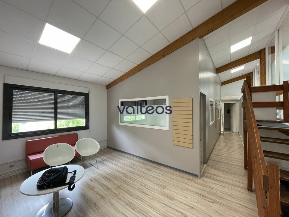 Location bureaux 124 m² non divisibles