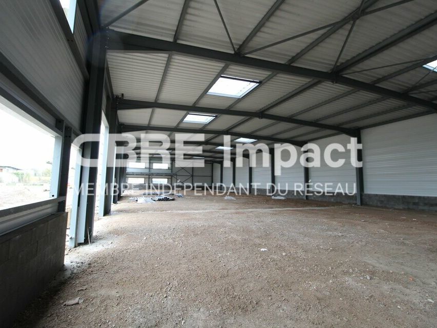 Vente local d''activites 214 m² non divisibles