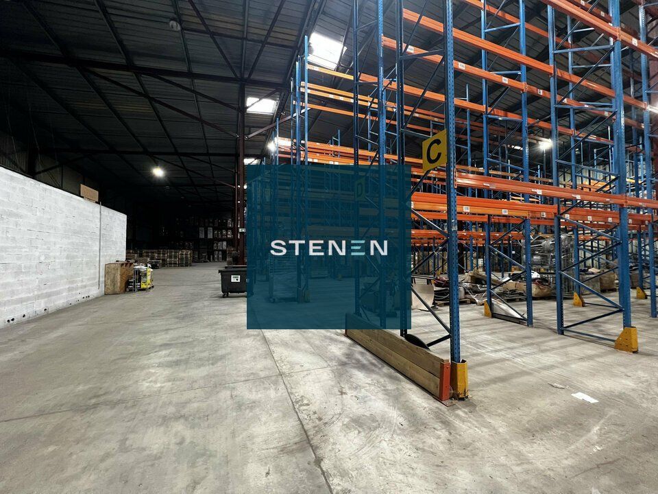 Location local d''activites 4789 m² non divisibles