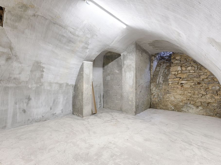 Location boutique 48 m² non divisibles