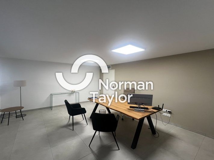 Location bureaux 26 m² non divisibles