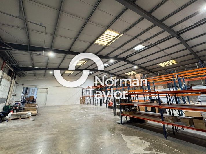 Vente bureaux 960 m² divisibles à partir de 400 m²