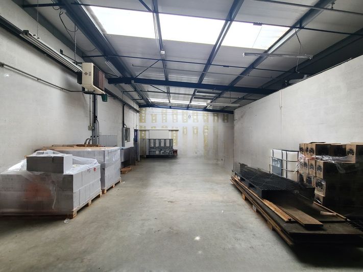 Local d'activité de 860 m² à louer - Bayonne