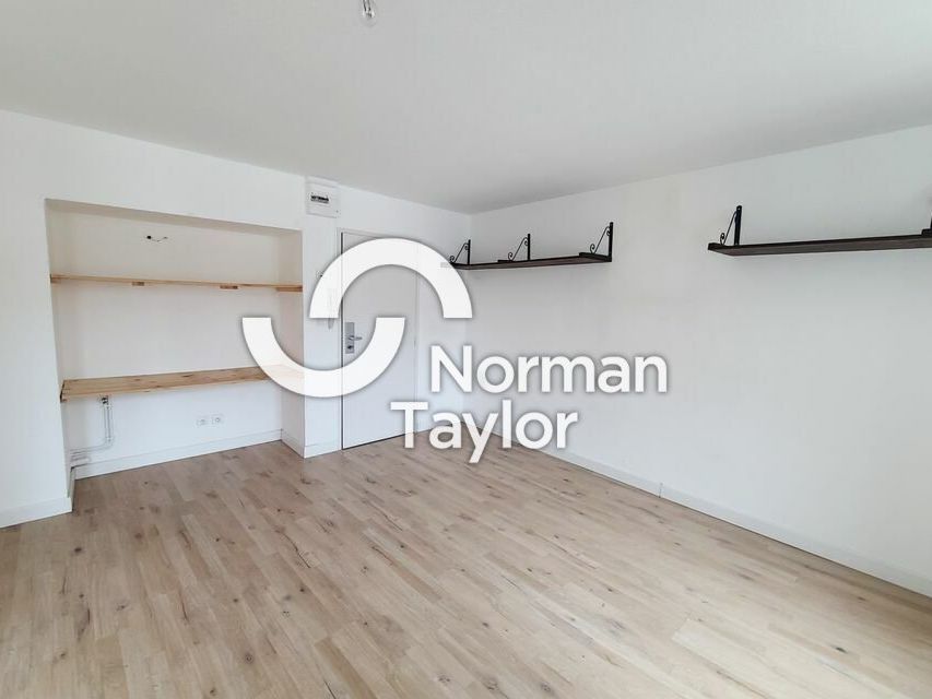 Location bureaux 27 m² non divisibles