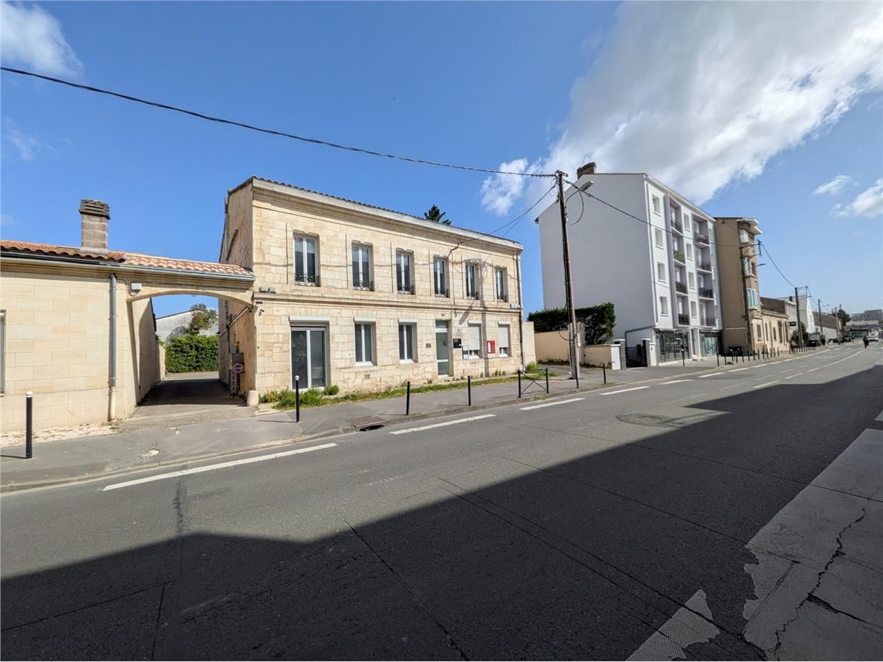 Location bureaux 80 m² à Bordeaux