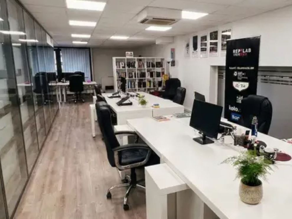 Vente bureaux 235 m² non divisibles