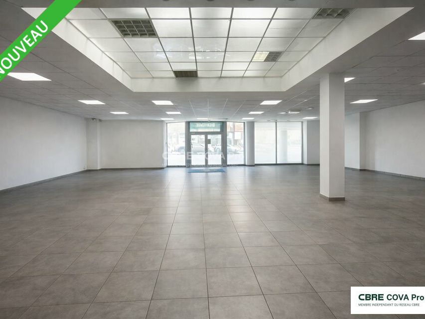 Location local commercial 900 m² non divisibles